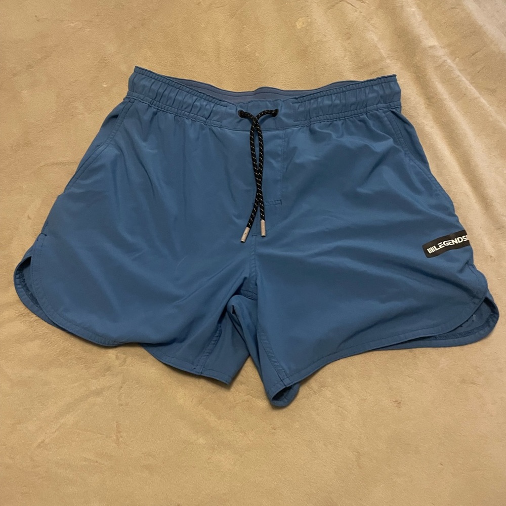 Legends luka shorts men size medium blue. 5” inseam